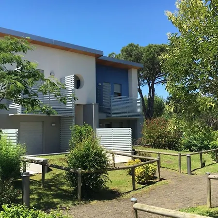 Neat And Quiet First-floor Flat In A Village Apartment