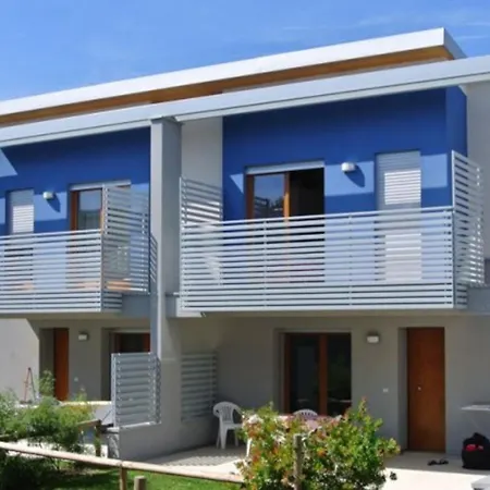 Neat And Quiet First-floor Flat In A Village Bibione